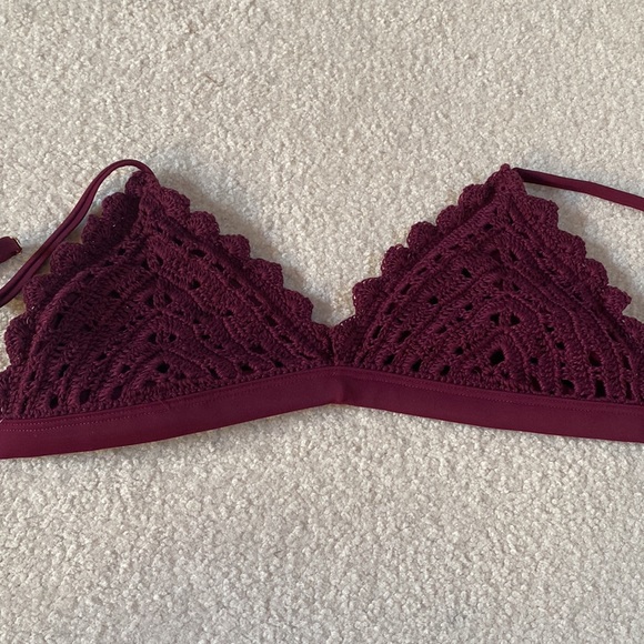 NWT crochet swim top. Size M - Picture 2 of 3